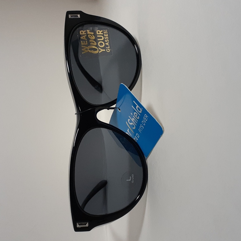 Foster Grant Solar Shield Women Sunglasses Black Polarized 100% UVA & UVB